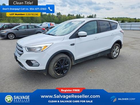Used 2017 Ford Escape SE w/ SE Cold Weather Package AWD/4WD image 1