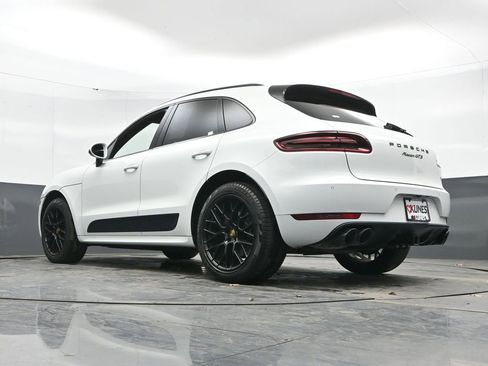 Used 2018 Porsche Macan GTS w/ Premium Package Plus AWD/4WD image 47