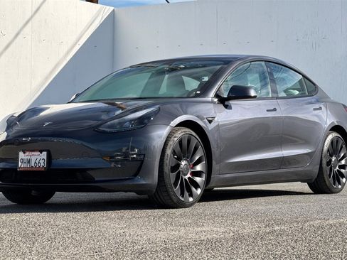 Used 2023 Tesla Model 3 Performance image 8