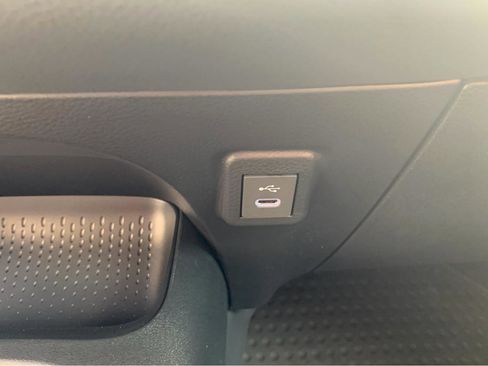 Used 2024 Toyota Corolla LE w/ LE Convenience Package image 26