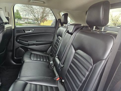 Used 2022 Ford Edge SEL image 21