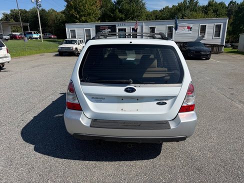 Used 2006 Subaru Forester 2.5X L.L. Bean AWD/4WD image 5