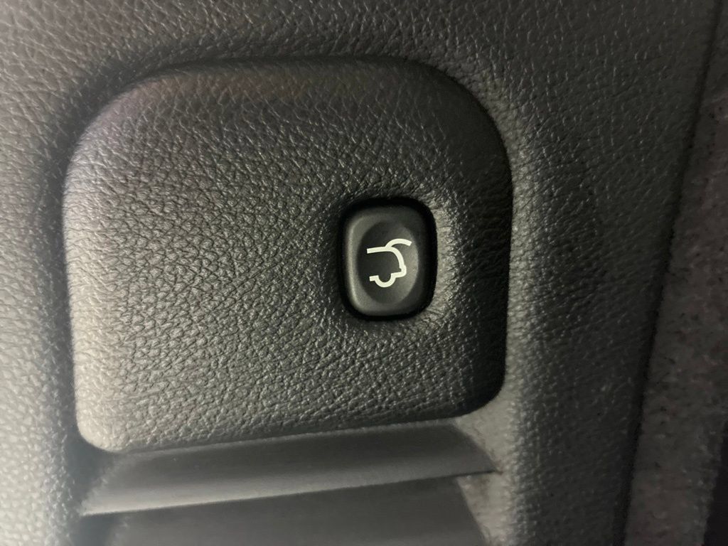 Used 2024 Dodge Durango GT AWD/4WD image 40