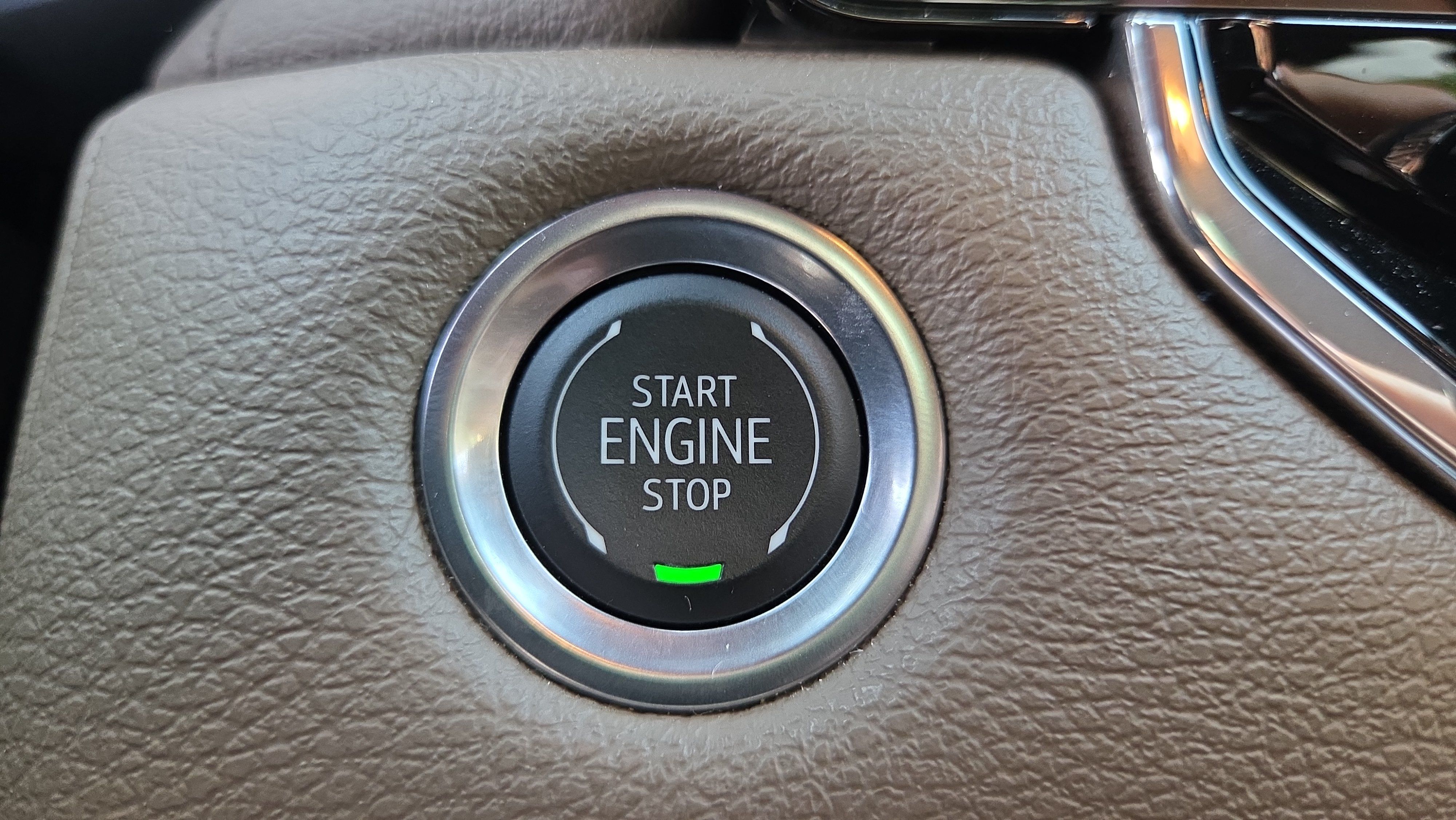 Certified 2024 GMC Canyon Denali AWD/4WD image 23