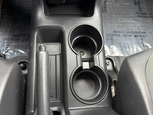 Used 2015 Chevrolet City Express LS image 30