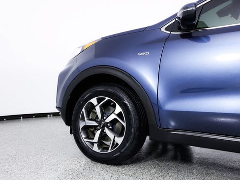 Used 2020 Kia Sportage LX w/ LX Popular Package AWD/4WD image 6