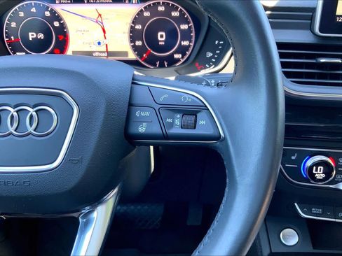 Used 2020 Audi Q5 2.0T Premium Plus AWD/4WD image 25