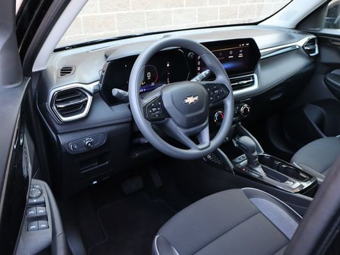 Certified 2026 Chevrolet TrailBlazer LT AWD/4WD image 9