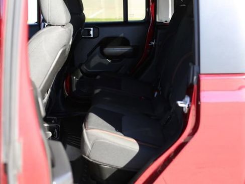 Used 2022 Jeep Gladiator Mojave w/ Trailer Tow Package image 24