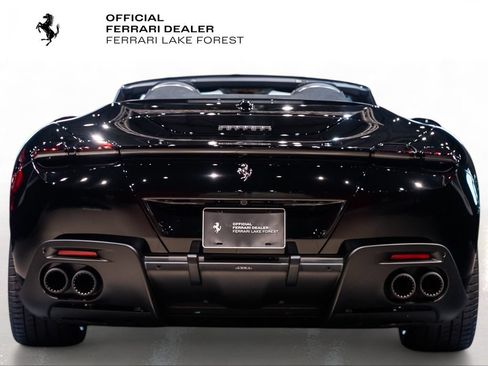 Used 2026 Ferrari Roma Spider RWD image 11