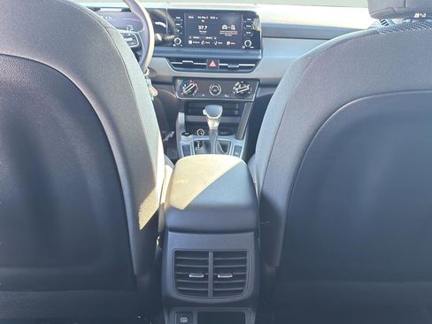 New 2026 Kia Seltos LX FWD image 26