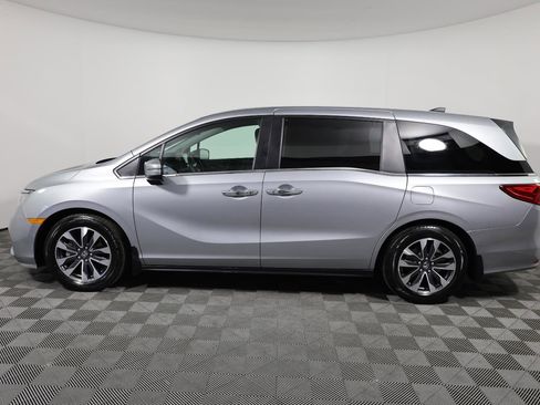 Used 2024 Honda Odyssey EX-L image 8