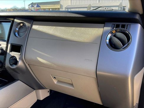 Used 2017 Ford Expedition Limited w/ Equipment Group 301A image 16