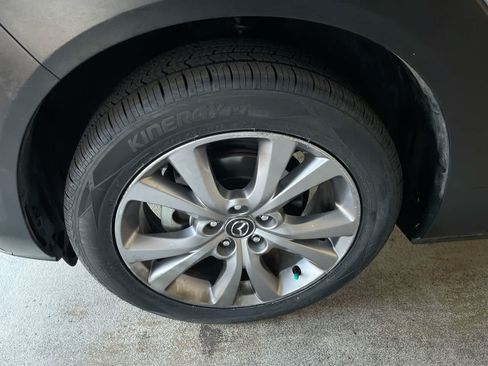 Used 2021 MAZDA CX-30 AWD 2.5 S w/ Premium Package image 10