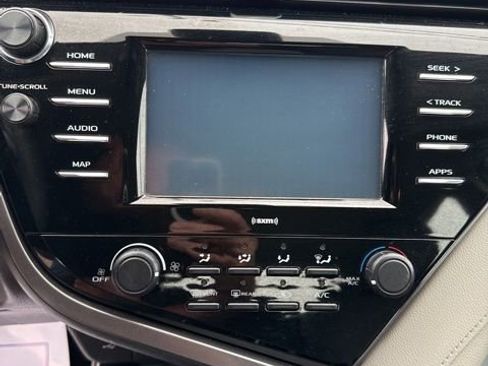 Used 2020 Toyota Camry LE AWD/4WD image 15