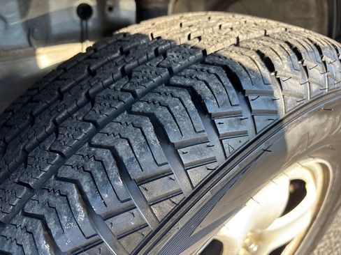 Used 2015 Honda CR-V LX image 12