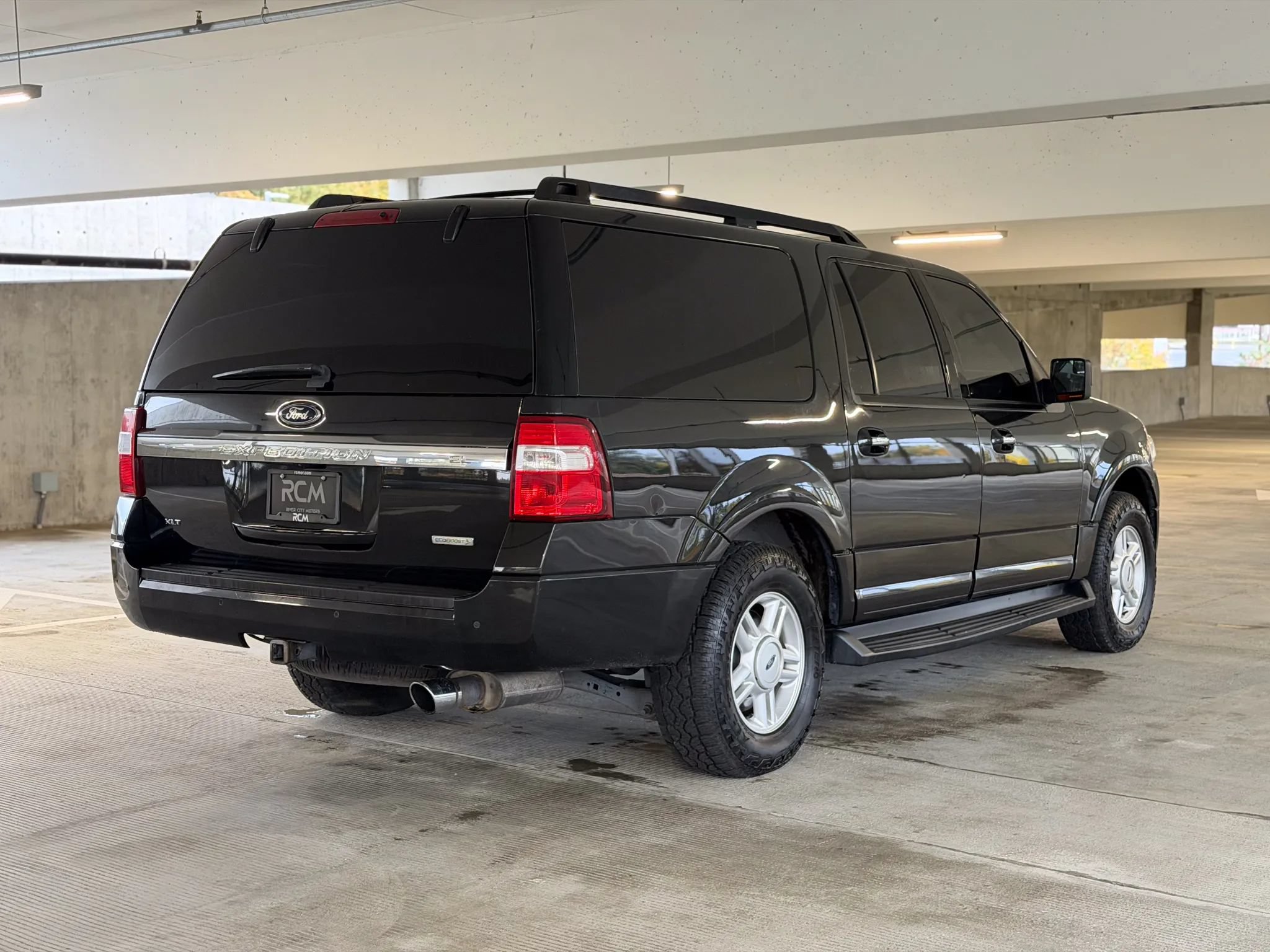 Used 2015 Ford Expedition EL XLT w/ Equipment Group 202A AWD/4WD image 5