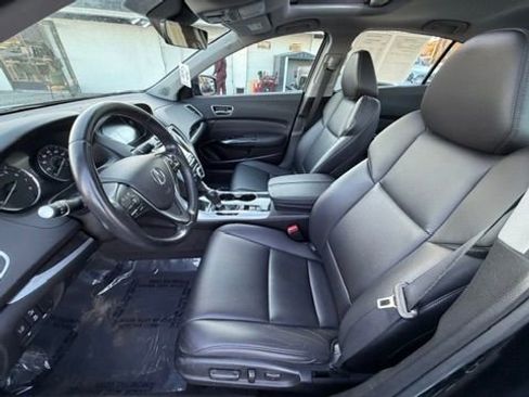 Used 2020 Acura TLX image 18