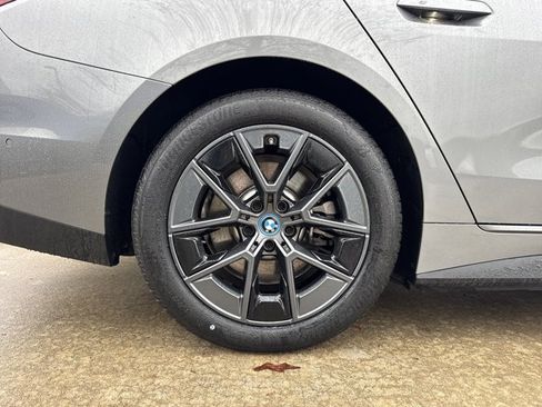 Certified 2024 BMW i4 xDrive40i image 27