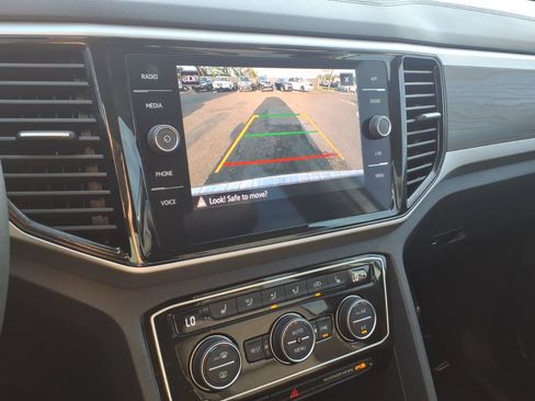Used 2023 Volkswagen Atlas SE FWD image 18
