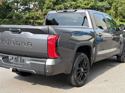 Used 2024 Toyota Tundra Limited AWD/4WD image 4