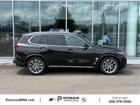 New 2026 BMW X5 xDrive50e w/ Premium Package AWD/4WD image 6