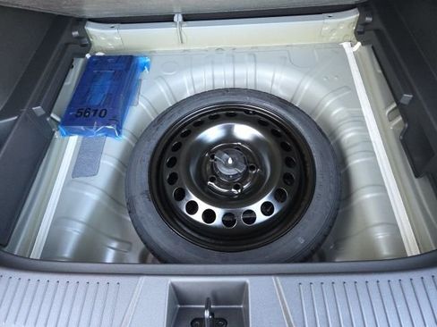 New 2026 Chevrolet Trax LT w/ Driver Confidence Package image 42