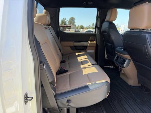 Used 2023 Ford F250 Lariat w/ Chrome Package AWD/4WD image 15