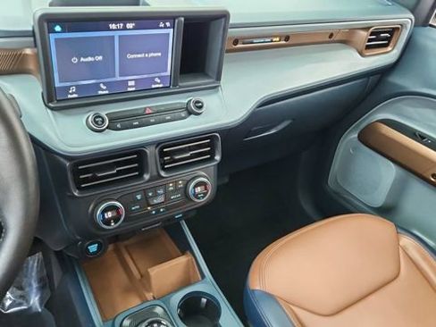 Used 2022 Ford Maverick Lariat image 43