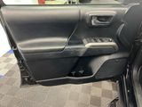 Used 2018 Toyota Tacoma Limited image 5
