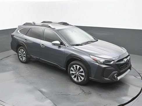 Used 2023 Subaru Outback Touring AWD/4WD image 27