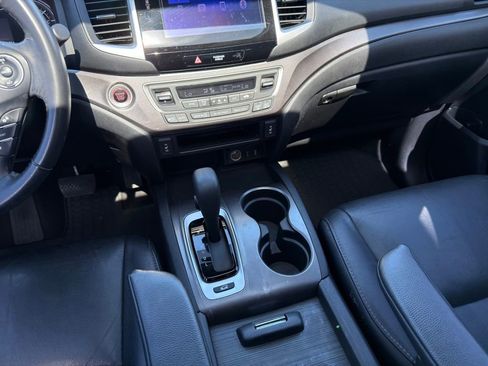 Used 2017 Honda Pilot EX-L image 16