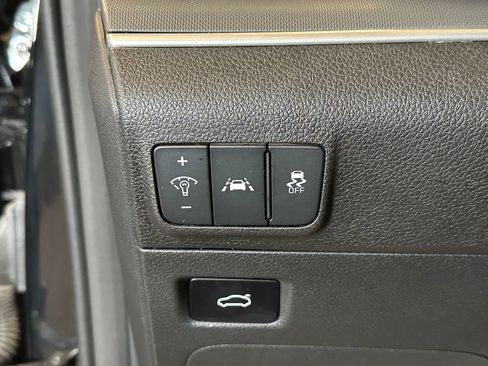 Used 2021 Kia K5 LX FWD image 18