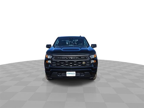 New 2026 Chevrolet Silverado 1500 Custom image 3