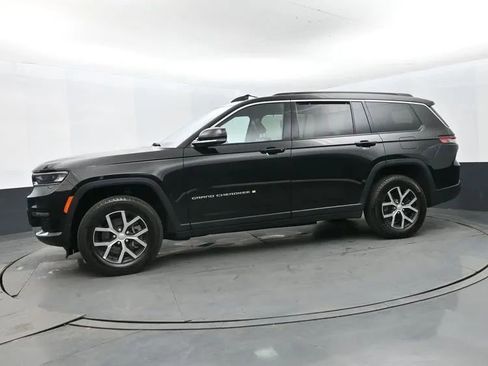 Used 2024 Jeep Grand Cherokee L Limited w/ Luxury Tech Group II image 5