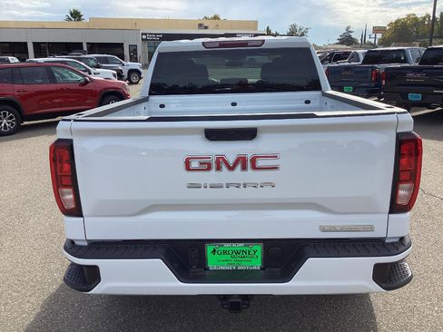 New 2026 GMC Sierra 1500 Elevation image 5