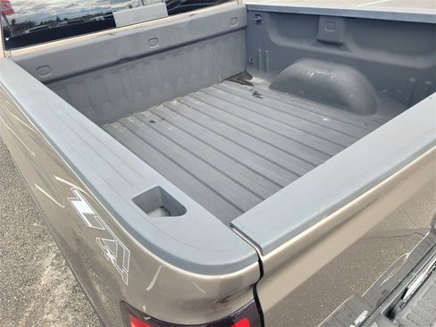 Used 2015 GMC Sierra 1500 SLE w/ Texas SLE Value Package image 9