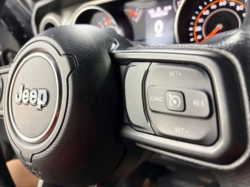 Used 2021 Jeep Wrangler Sport AWD/4WD image 30