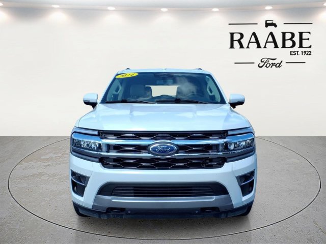 Used 2024 Ford Expedition Limited AWD/4WD image 2