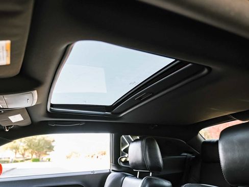 Used 2009 Dodge Challenger SRT8 w/ SRT Option Group II image 5