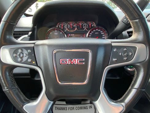 Used 2016 GMC Yukon SLT w/ Open Road Package AWD/4WD image 32