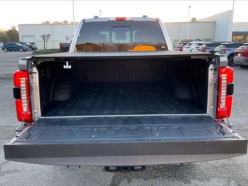 Used 2024 Ford F350 Lariat w/ Chrome Package image 18