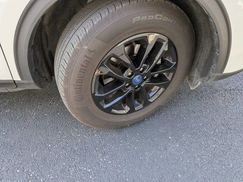 Used 2022 Ford Escape SE w/ Convenience Package image 12