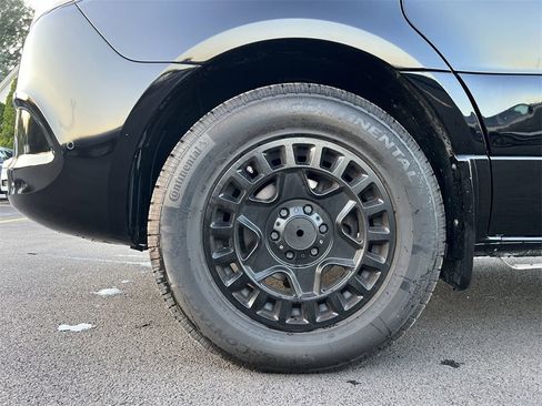 Used 2019 Mercedes-Benz Sprinter 170 image 19