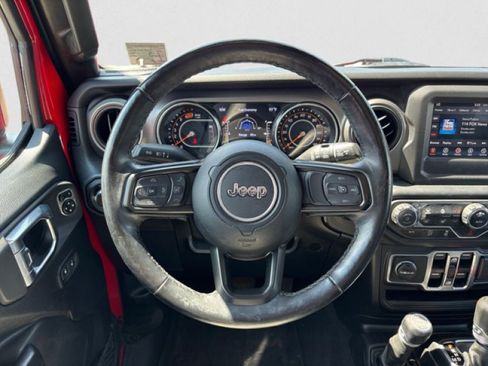Used 2021 Jeep Wrangler Unlimited Sport AWD/4WD image 13