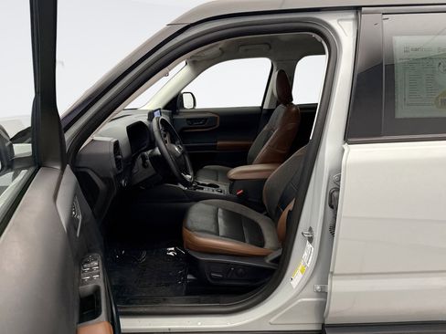 Used 2021 Ford Bronco Sport Outer Banks image 10