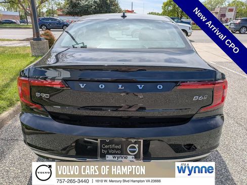 Certified 2025 Volvo S90 B6 Ultra AWD/4WD image 5