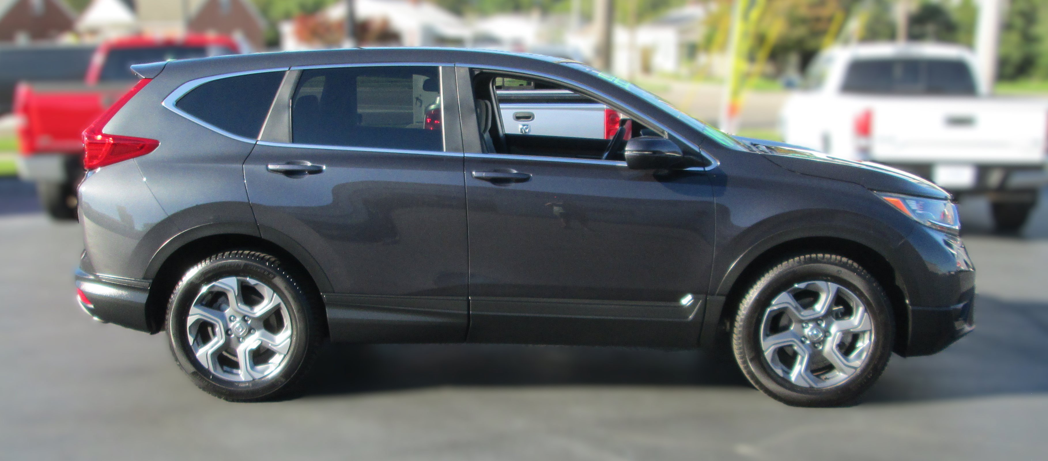 Used 2019 Honda CR-V EX image 3