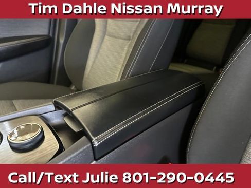Used 2023 Nissan Rogue SV AWD/4WD image 31