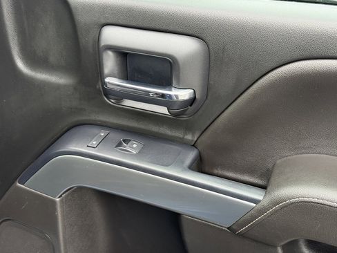 Used 2017 Chevrolet Silverado 1500 LT w/ All Star Edition image 37